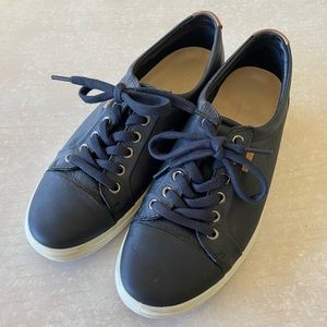 Ecco famous sneakers/tennis shoes.  Perfect black leather! Size 40